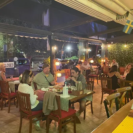 Queen Victoria 公寓式酒店