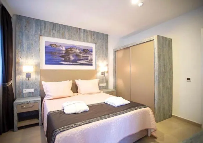 Queen Victoria Bodrum